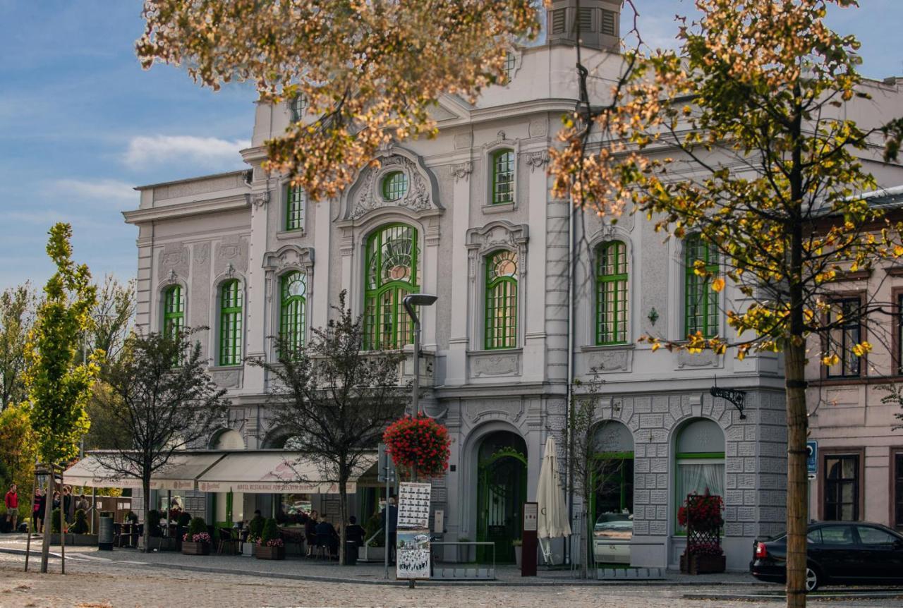 Hotel Pod Zelenym Dubem Bohumín Exterior foto